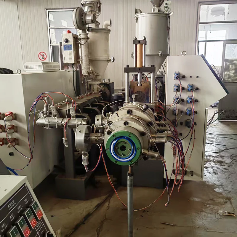 Machine de production de tuyaux à trois couches JWELD HDPE 110 mm